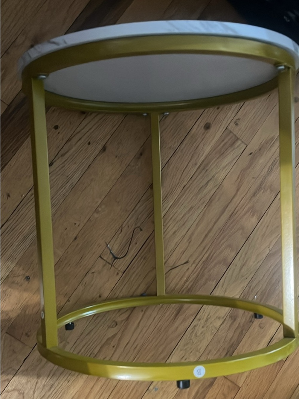 Small Round Table - Picture 2 of 2